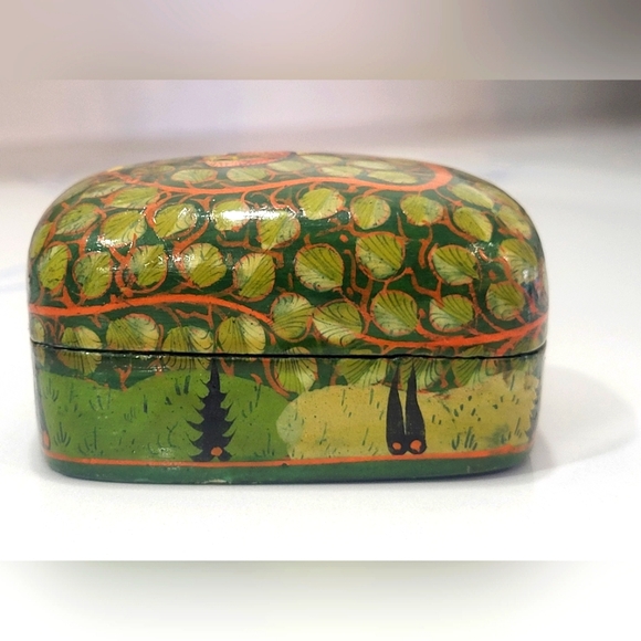 Vtg | Handmade| Kashmir| Lacquered Trinket Box - Picture 14 of 16